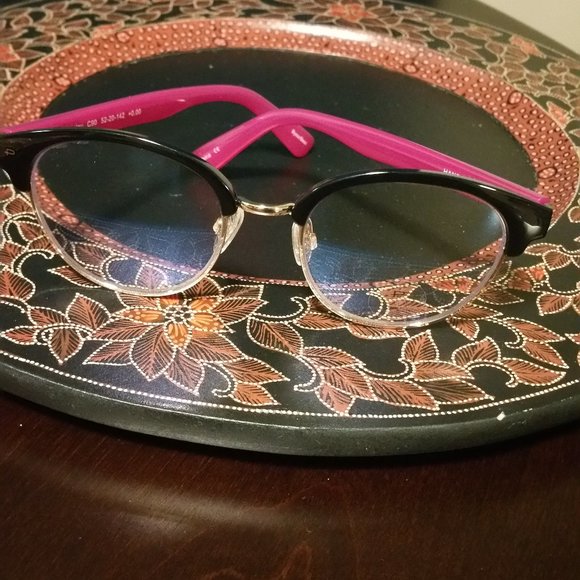 Prive Revaux Accessories - 🖤NWT - The Angelou Blue Light Readers🖤